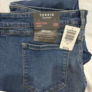 Torrid Midfit Super Skinny Jeans 18R